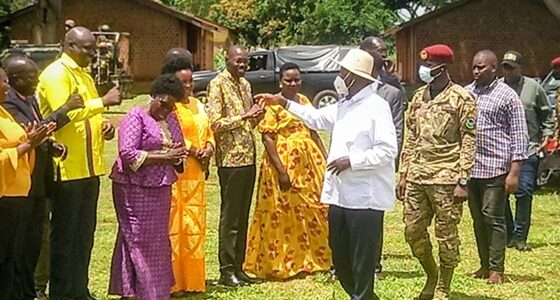 Museveni greeting leaders from Acholi Sub Region in Gulu on August 18, 2025 during the stakeholders’ meeting for cattle compensation for Acholi-Photo By Simon Wokorach